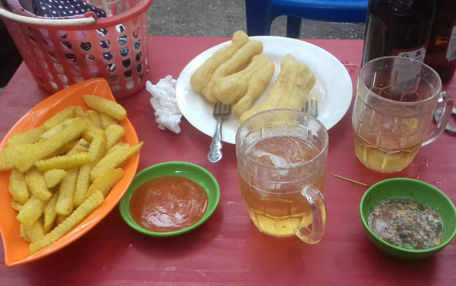 Quán Ăn Vặt - Gốc Đa Thành Cổ Loa