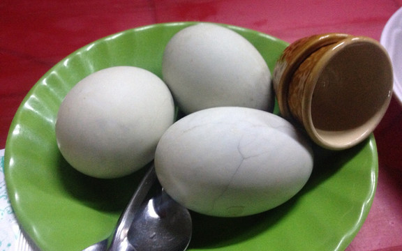 Hột Vịt Lộn Biên Hòa