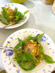 Hột Vịt Lộn Xào Me