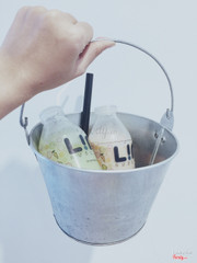 Trà sửa và nước ép ổi 