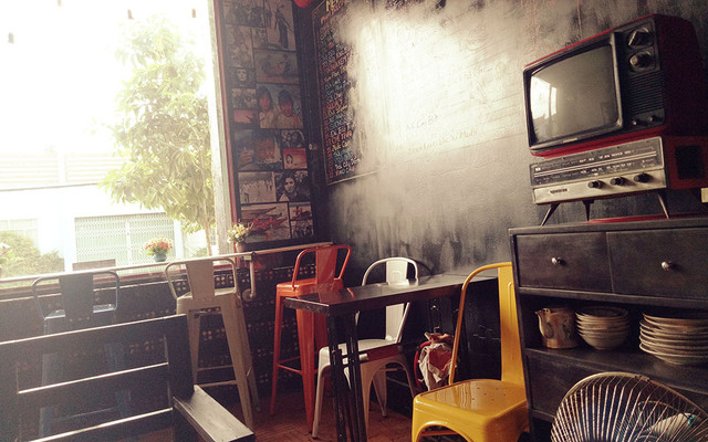 Phim Trường Cafe