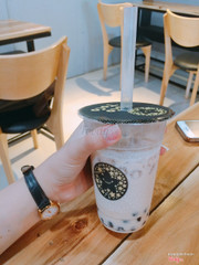 Mua về nhiều lần.. Hnay lần đầu uống ở đây... rất chán cách phục vụ... -.- 