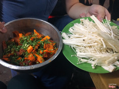 2 phần nấm + 2 phần bò thêm