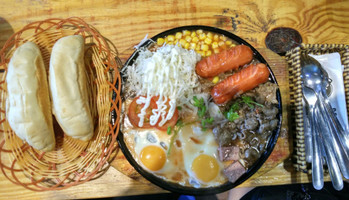 Bánh mì chảo Biên Hòa