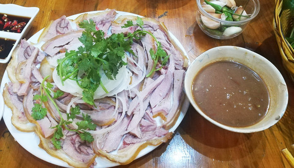 Hiếu - Đặc Sản Bò Tơ