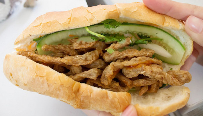 Bánh Mì Chả Cá