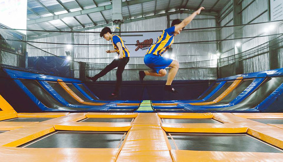 Jump Arena Trampoline Park - Thảo Điền