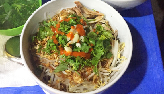 Cô Dung - Phở Trộn & Đồ Nhậu Đêm