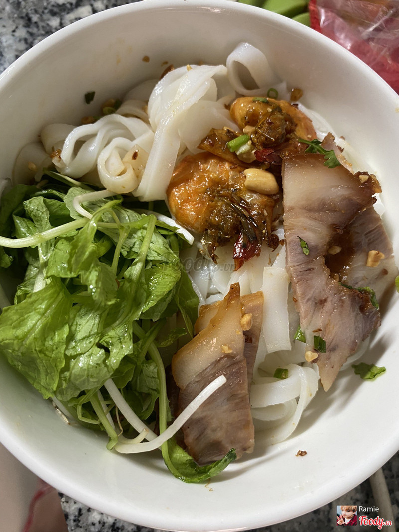 35k mì quảng trộn chất lượng