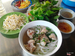 bún móng heo