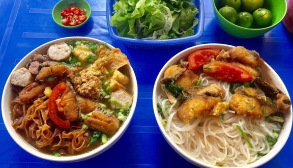 Cô Hoa - Bún & Miến Trộn