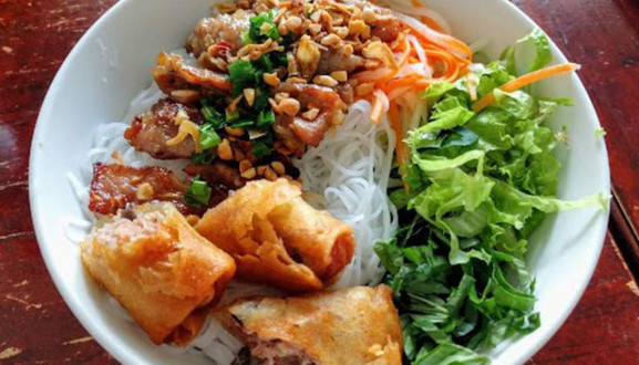 The Noodle Bar - Bún Thịt Nướng, Mì Trộn & Phở - Nguyễn Trãi