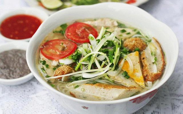 Minh Nguyệt - Bún Cá Nha Trang, Cơm Tấm & Lẩu Cá