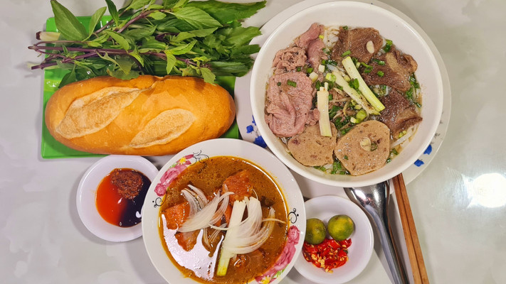 Kim Ngân - Bún Bò Huế & Phở Bò - Lê Bình