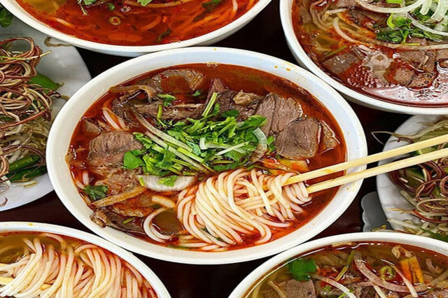 Bún Bò Huế - 93 Cổ Bi