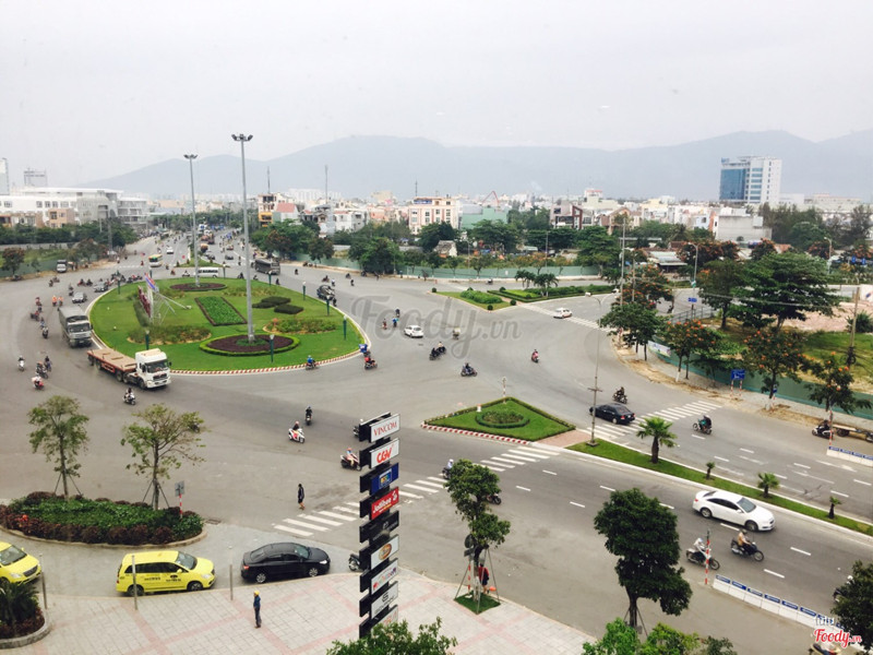 View nhìn ban ngày nắng đẹp