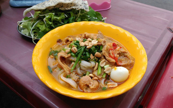 Mì Quảng Bình Dân - Lê Thúc Hoạch