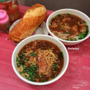 phở sốt vang