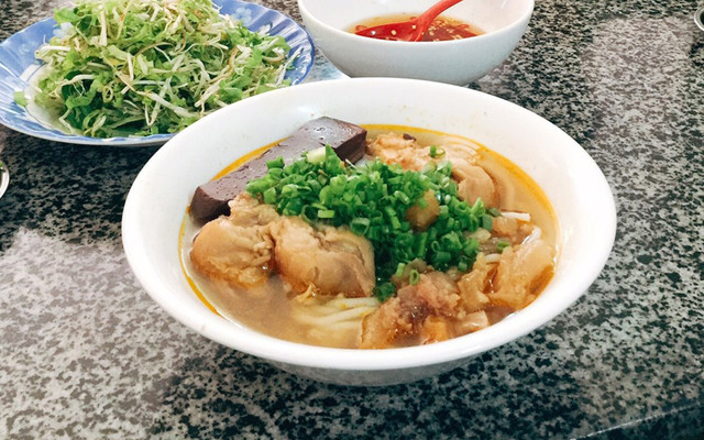 Bún Bò 22