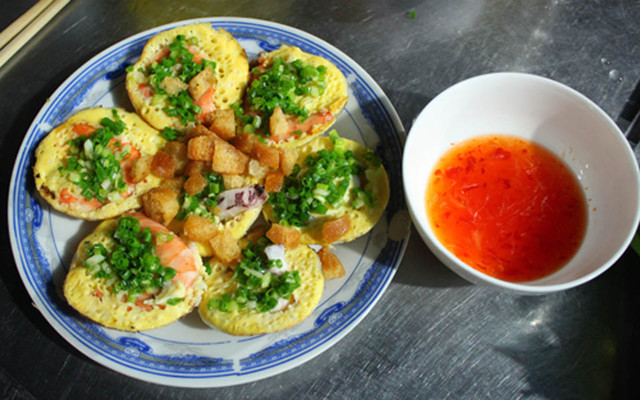 Hạnh - Bánh Căn & Bún Thịt Nướng