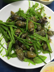 Ốc ca na xào rau muống