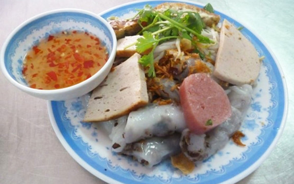 Tâm - Bánh Cuốn Nóng