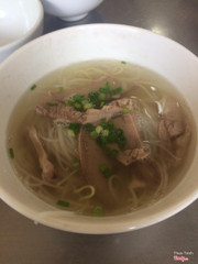 Tô em bé - hủ tiếu nước lưỡi heo