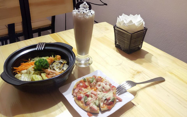 Be One - Fast Food & Drink