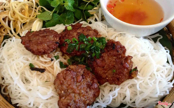 Thu Dũng - Bún Chả