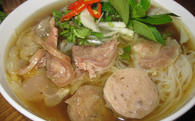 Phở Gia Truyền Hà Nội - Đặc Sản Gà Ta