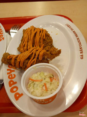 Gà sốt Thái + salad