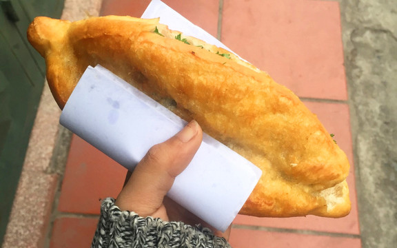 Bánh Mì Giá Miến