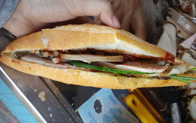 Phượng - Lò Bánh Mì