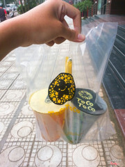 Trà sữa và hồng trà đậm vị chút nữa là pefect :))))