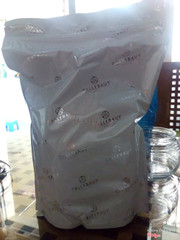 1kg sô cô la hạt Bỉ 70%