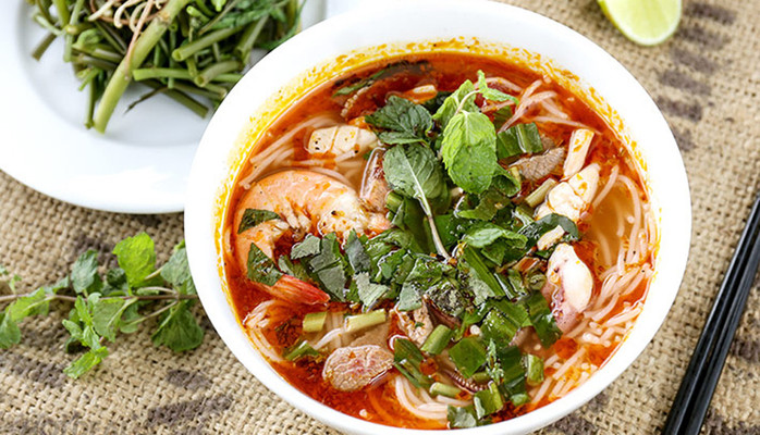 Bún Mắm, Bún Thái & Cơm Gà Xối Mỡ - Dương Bá Trạc