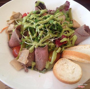 gỏi rau mầm thịt bò