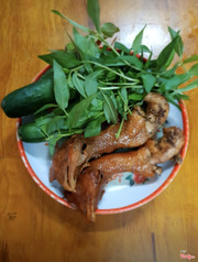 Đầu gà chiên bơ !