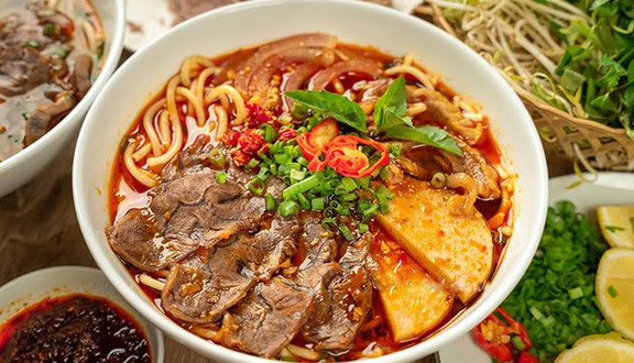 Bún Bò Bún Mọc Cô Lan - Quang Trung