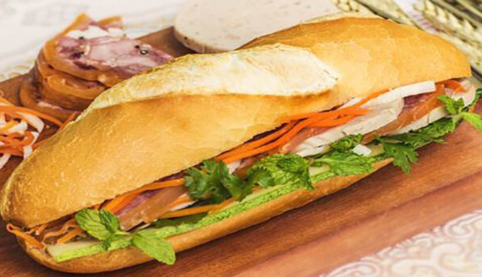 Bánh Mì Gà Đà Lạt - Lê Lợi