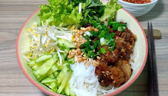 Bún Thịt Nướng Dì 8