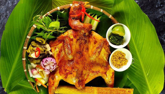 Năm Mập - Gà Nướng, Vịt Nướng & Cơm Lam Tây Nguyên