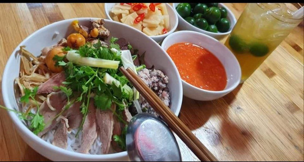 Bún, Miến Ngan, Gà Xôi - Trần Đăng Ninh