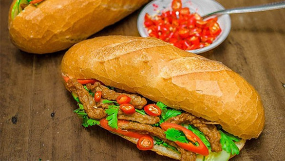 Bánh Mì Chả Cá Cô Tiên 2