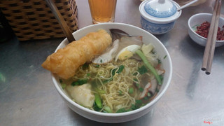 mì xá xíu hoành thánh