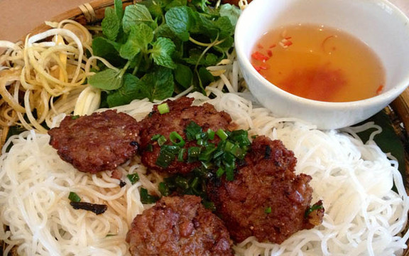 Bún Chả Hà Nội - Thăng Long