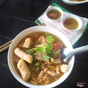 Bánh canh tôm cua giò heo