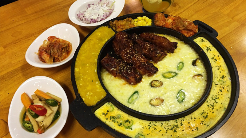 Moon's Kitchen - Korea BBQ & Coffee