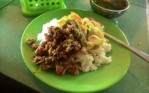 Quán Bà Bảy - Cơm Bình Dân