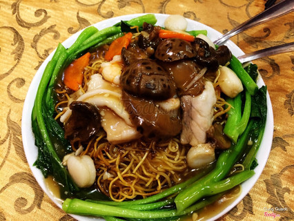 Mì Xào Cải Ngóng
